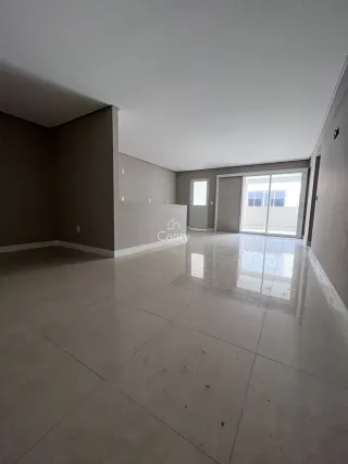 Apartamento com 3 dormitórios, foto 1