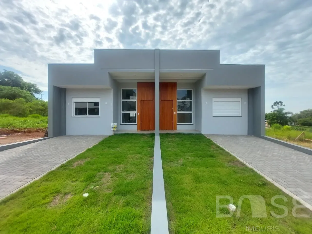 Casa geminada com 2 dormitórios, foto 1