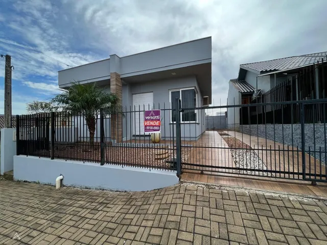 Casa com 2 dormitórios