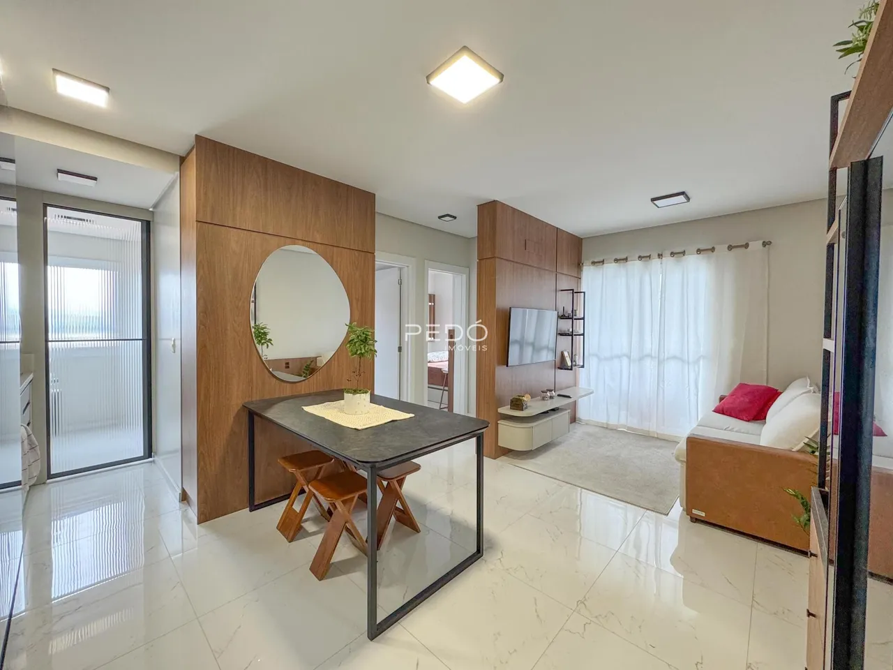 Apartamento com 2 dormitórios, foto 1