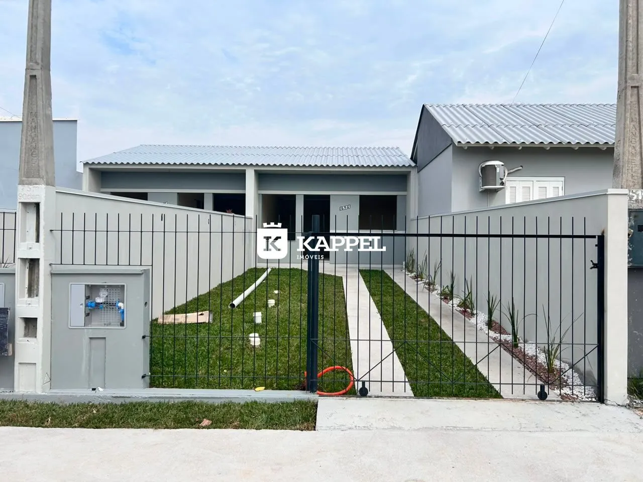 Casa geminada com 2 dormitórios, foto 1