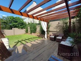 Casa com 3 dormitórios, foto 2