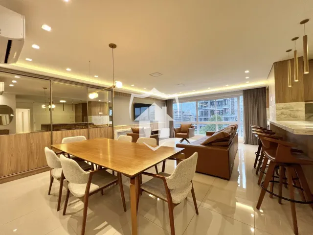 Apartamento com 3 dormitórios