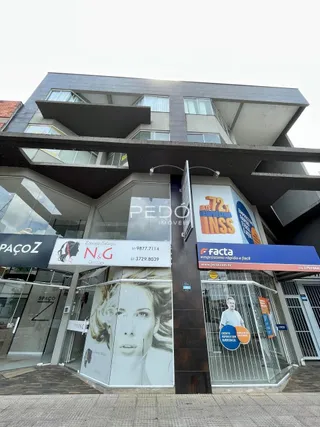 Fachada moderna de um imóvel residencial em Lajeado.