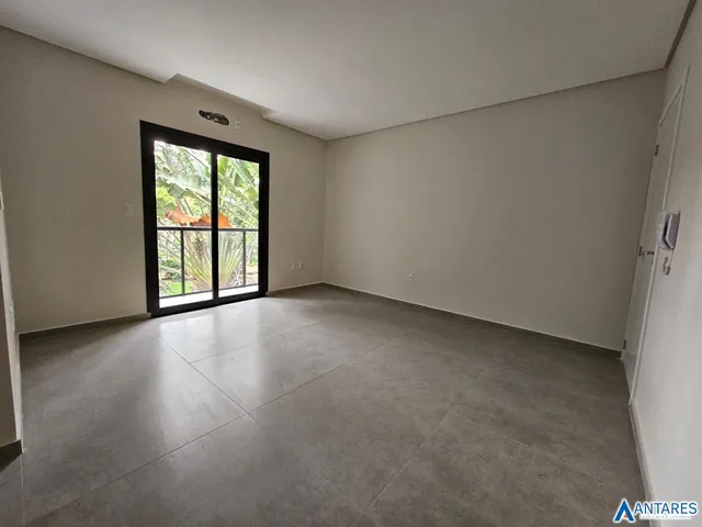 Apartamento com 2 dormitórios, foto 4