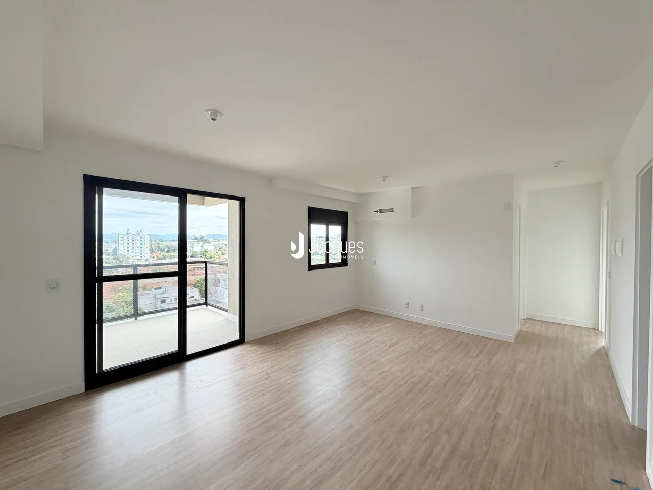 Apartamento com 2 dormitórios, foto 1
