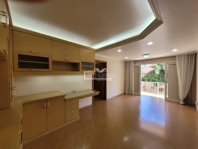 Apartamento com 3 dormitórios