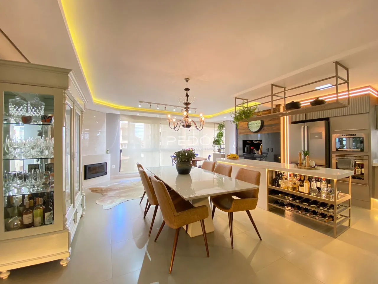 Apartamento com 3 dormitórios, foto 1