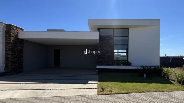 Casa com 3 dormitórios