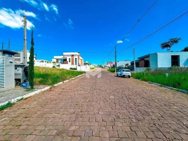 Vista da rua com casas em Lajeado, Brasil.