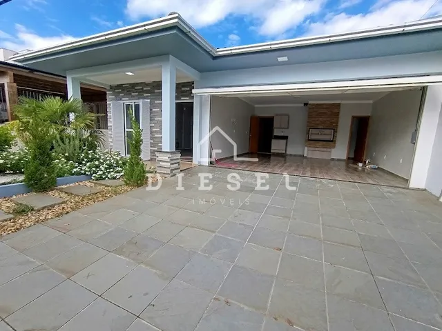 Casa com 3 dormitórios