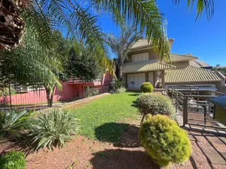 Casa com 3 dormitórios, foto 1