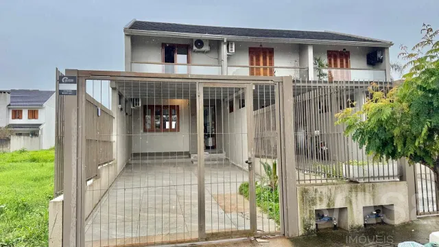 Sobrado com 2 dormitórios