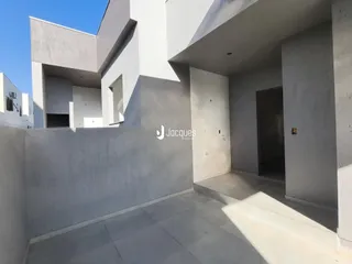 Fachada moderna de uma residência em Lajeado, Brasil.