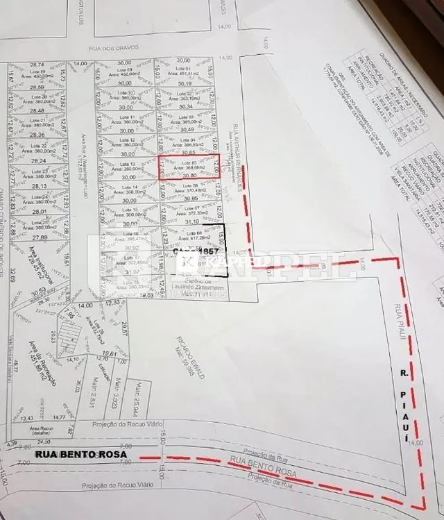 Planta técnica mostrando os limites e dimensões de um lote em Lajeado.