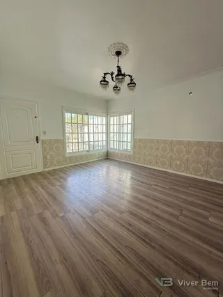 Casa com 4 dormitórios, foto 2