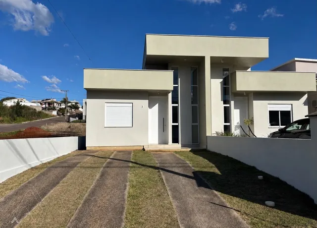 Casa geminada com 2 dormitórios