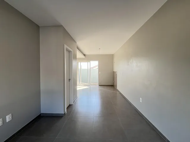 Sobrado com 2 dormitórios