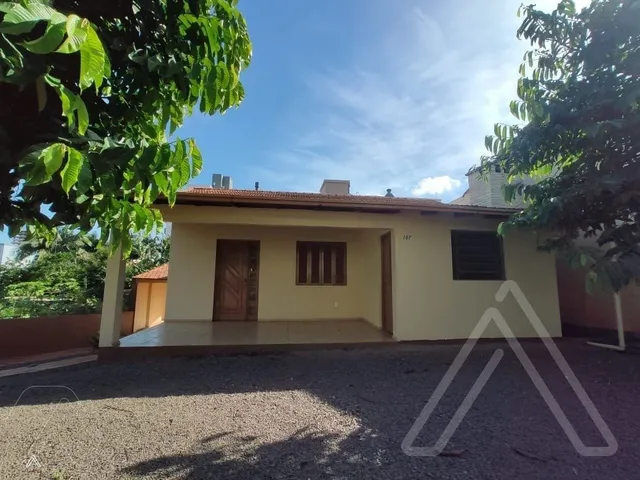 Casa com 2 dormitórios