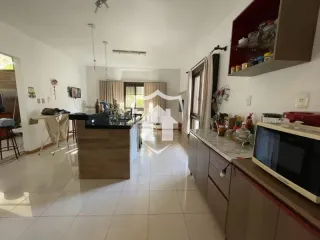 Casa com 4 dormitórios, foto 4