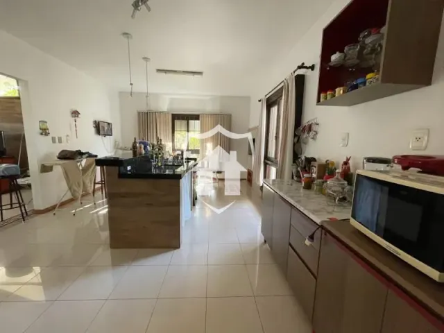 Casa com 4 dormitórios, foto 4