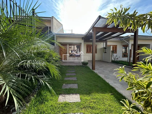 Casa geminada com 2 dormitórios