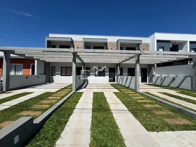 Sobrado com 2 dormitórios