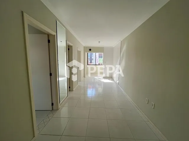 Apartamento com 2 dormitórios