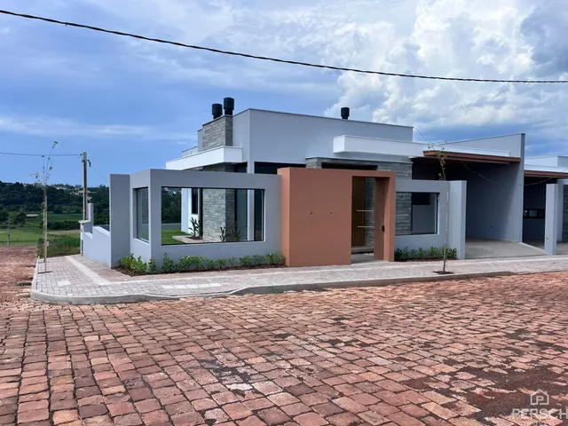 Casa geminada com 3 dormitórios