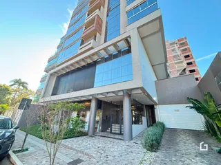 Fachada moderna de um edifício residencial em Lajeado, Brasil.