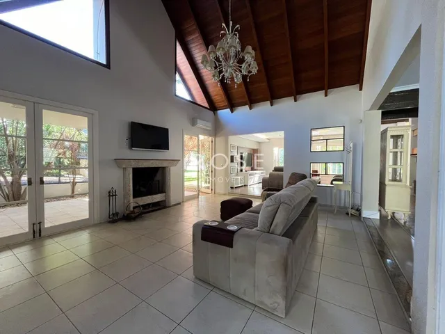 Casa com 4 dormitórios, foto 2