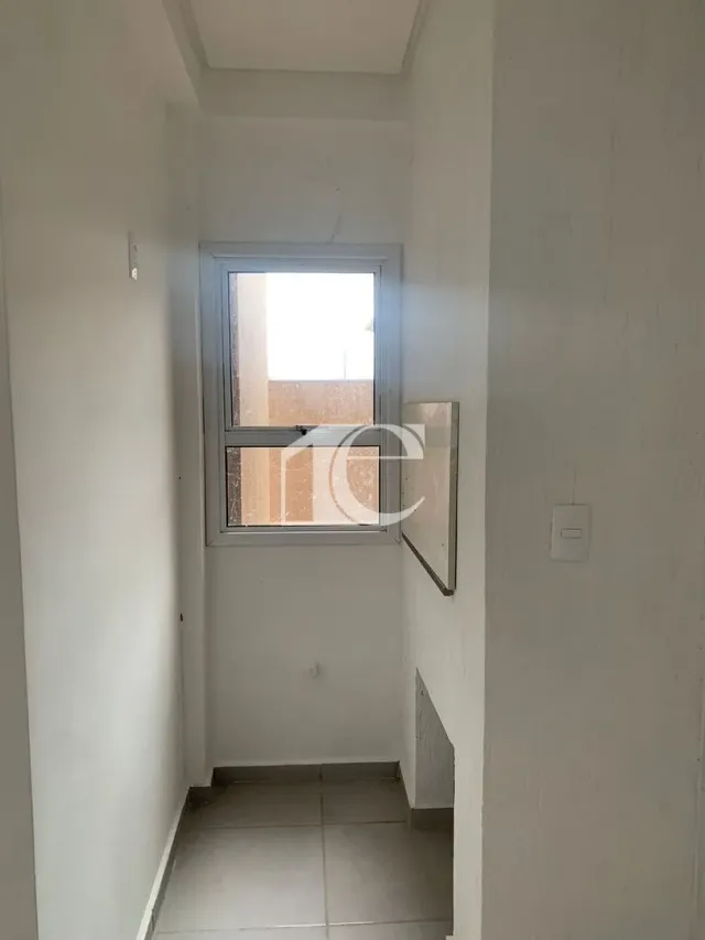 Apartamento com 2 dormitórios, foto 3