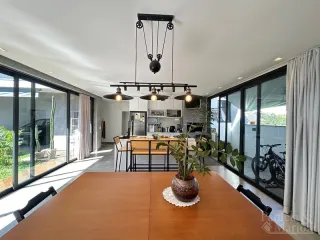 Casa com 3 dormitórios, foto 2