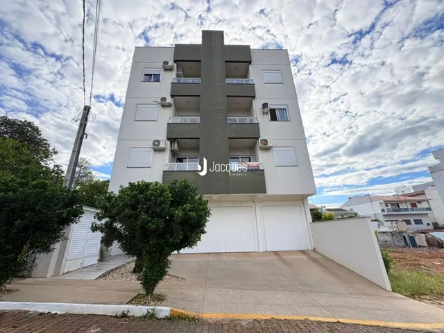 Fachada de um prédio residencial em Lajeado, Brasil.
