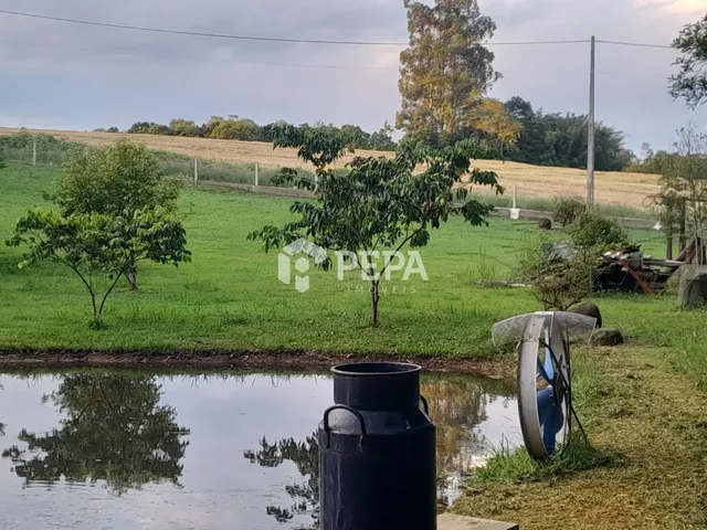Área rural com 2 dormitórios