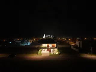 Casa com 6 dormitórios, foto 2