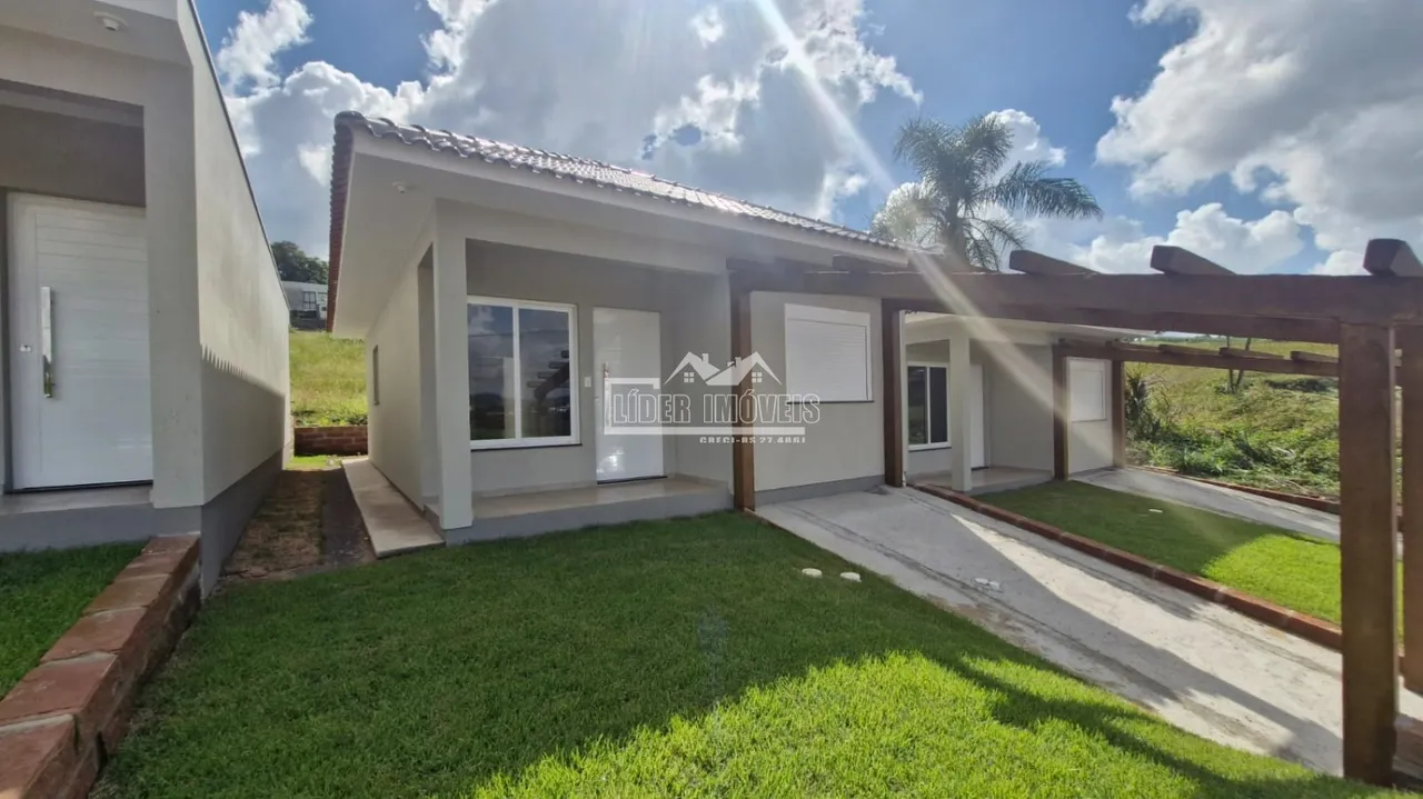 Casa com 2 dormitórios, foto 1