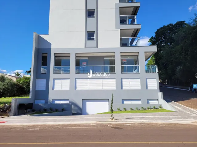 Fachada de um prédio residencial em Lajeado, Brasil.