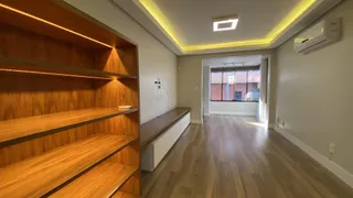 Apartamento com 2 dormitórios, foto 3