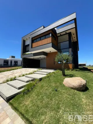 Casa com 3 dormitórios, foto 1