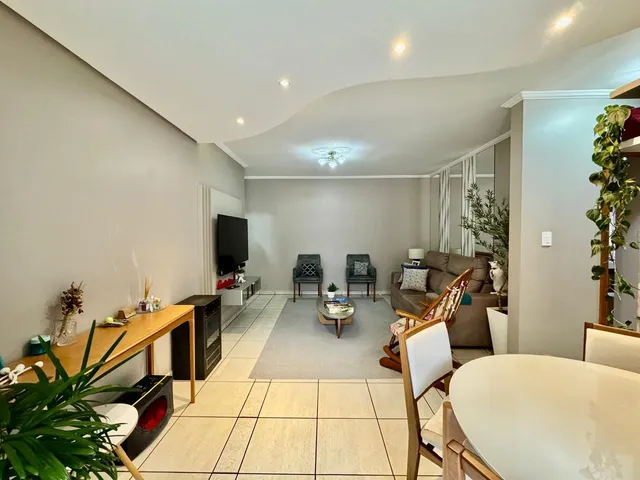 Apartamento com 2 dormitórios, foto 2