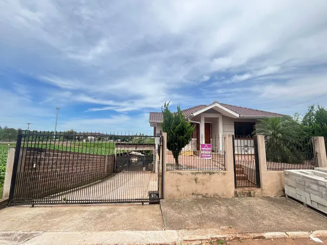 Casa com 2 dormitórios
