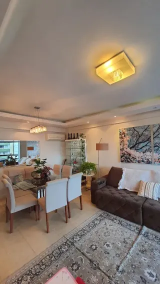 Apartamento com 3 dormitórios