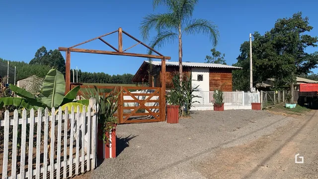 Área rural com 2 dormitórios