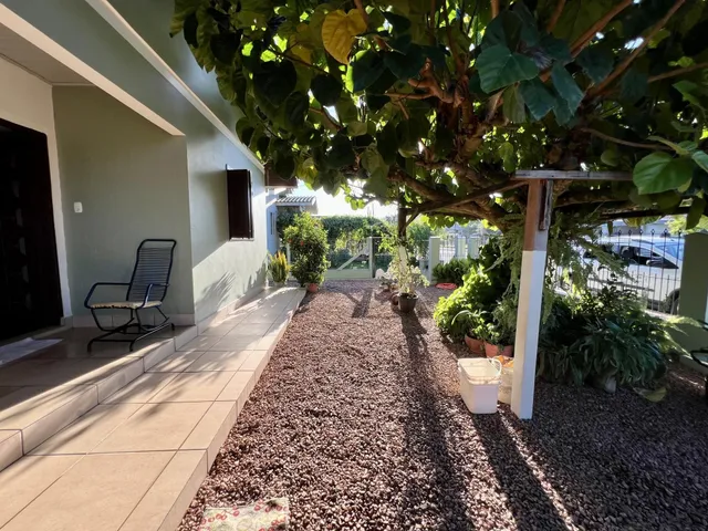 Casa com 3 dormitórios