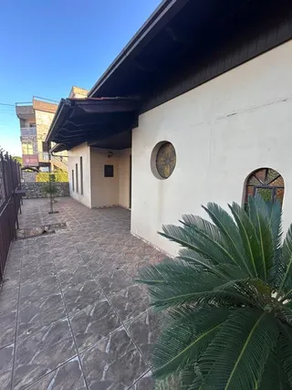 Casa com 4 dormitórios, foto 3