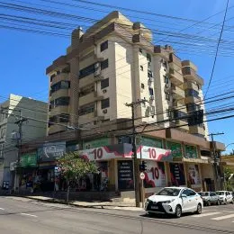 Fachada de um prédio residencial ou comercial em Lajeado, Brasil.