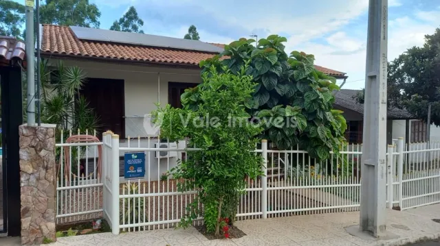 Casa com 5 dormitórios