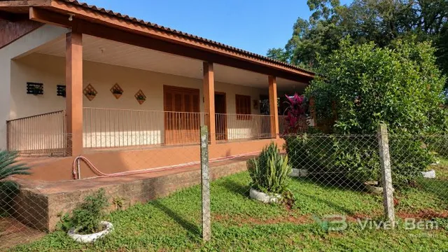 Área rural com 3 dormitórios