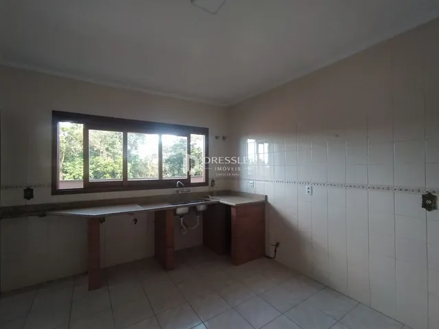 Casa com 4 dormitórios, foto 5